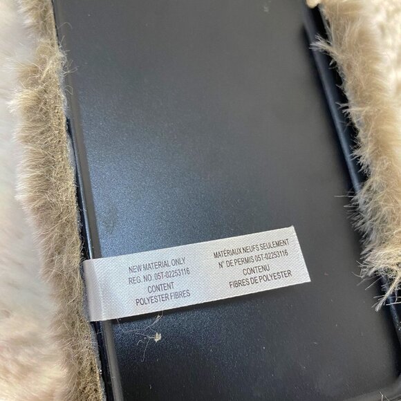 Faux Fur Bunny Phone Case - Fits iPhone 5/5S/5SE - Picture 8 of 8